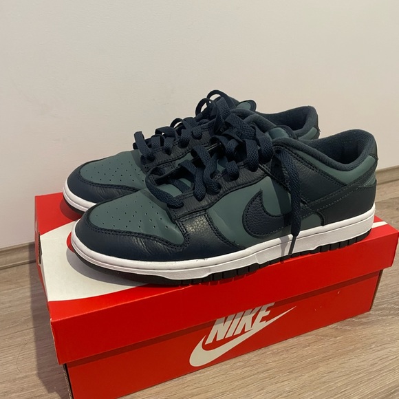 NIKE DUNK LOW RETRO ARMORY NAVY SIZE 9MENS - Picture 5 of 12